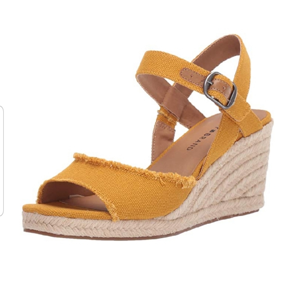 🍀Lucky Brand Mindra wedge espadrille . Size 9M